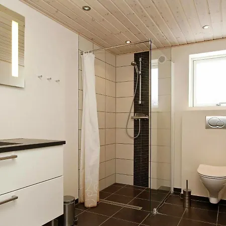 Four-bedroom Holiday In Romo 5 Dom wakacyjny Rømø Kirkeby